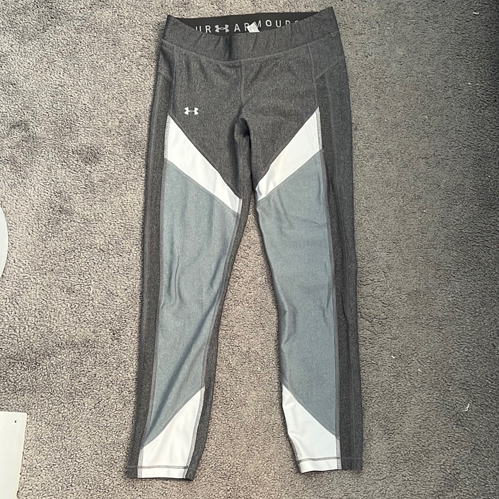 Under Armour cropped leggings